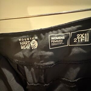 Mountain Hardwear Women's Black Track Pants